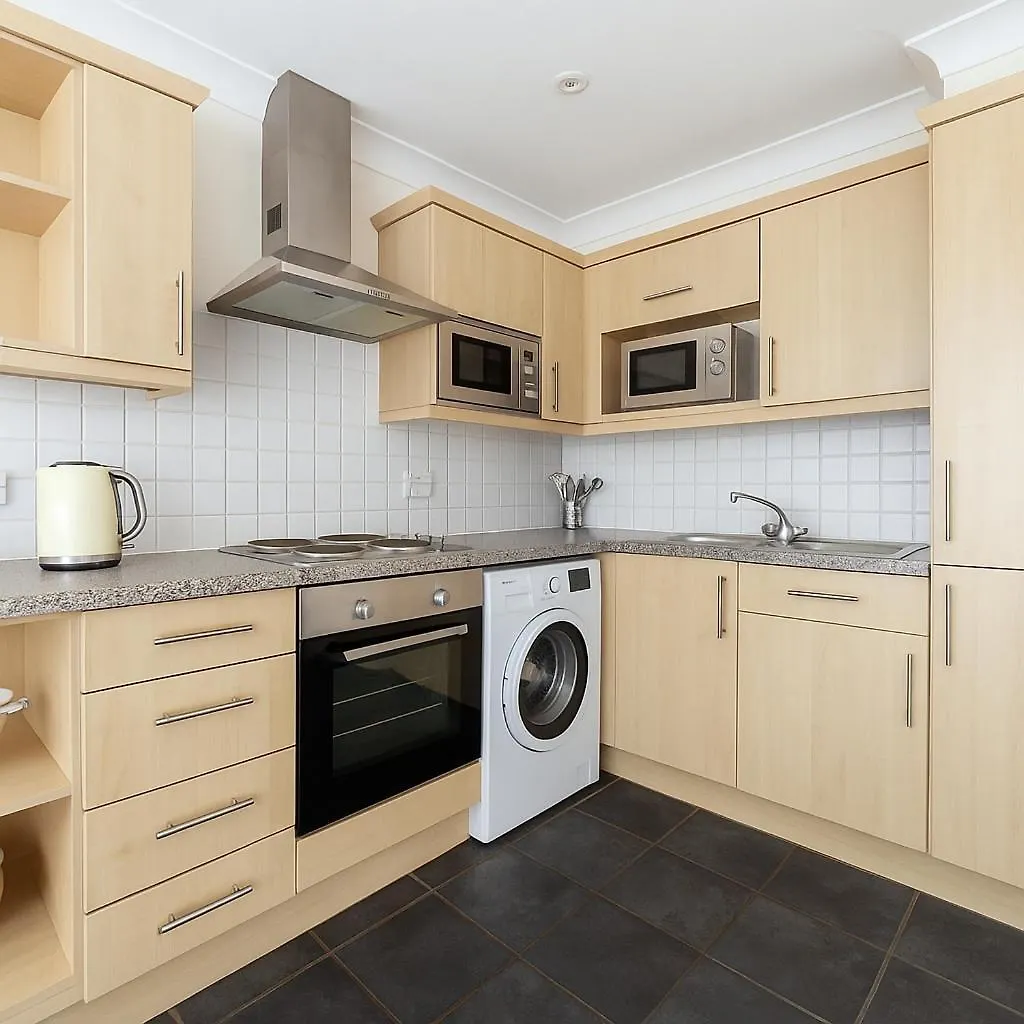 Timeless Elegance In Haggerston Apartment London 0*,