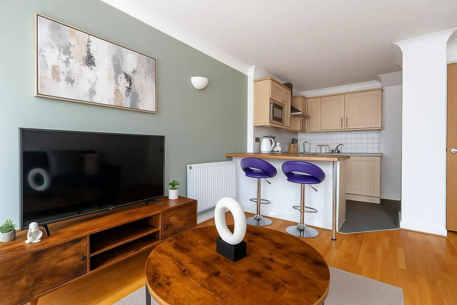 Timeless Elegance In Haggerston Apartment London
